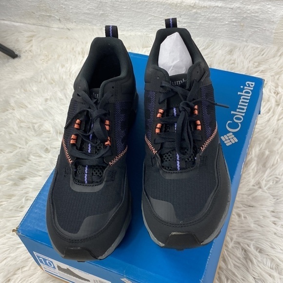 NIB Columbia Flow District Shoes - Picture 5 of 9